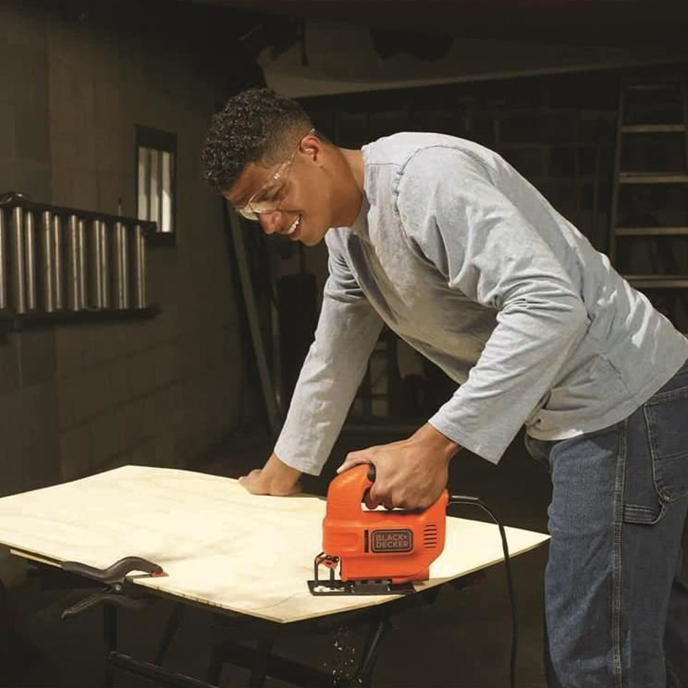 Seghetto Alternativo a Filo BLACK DECKER 400W - con Lama per Taglio Legno